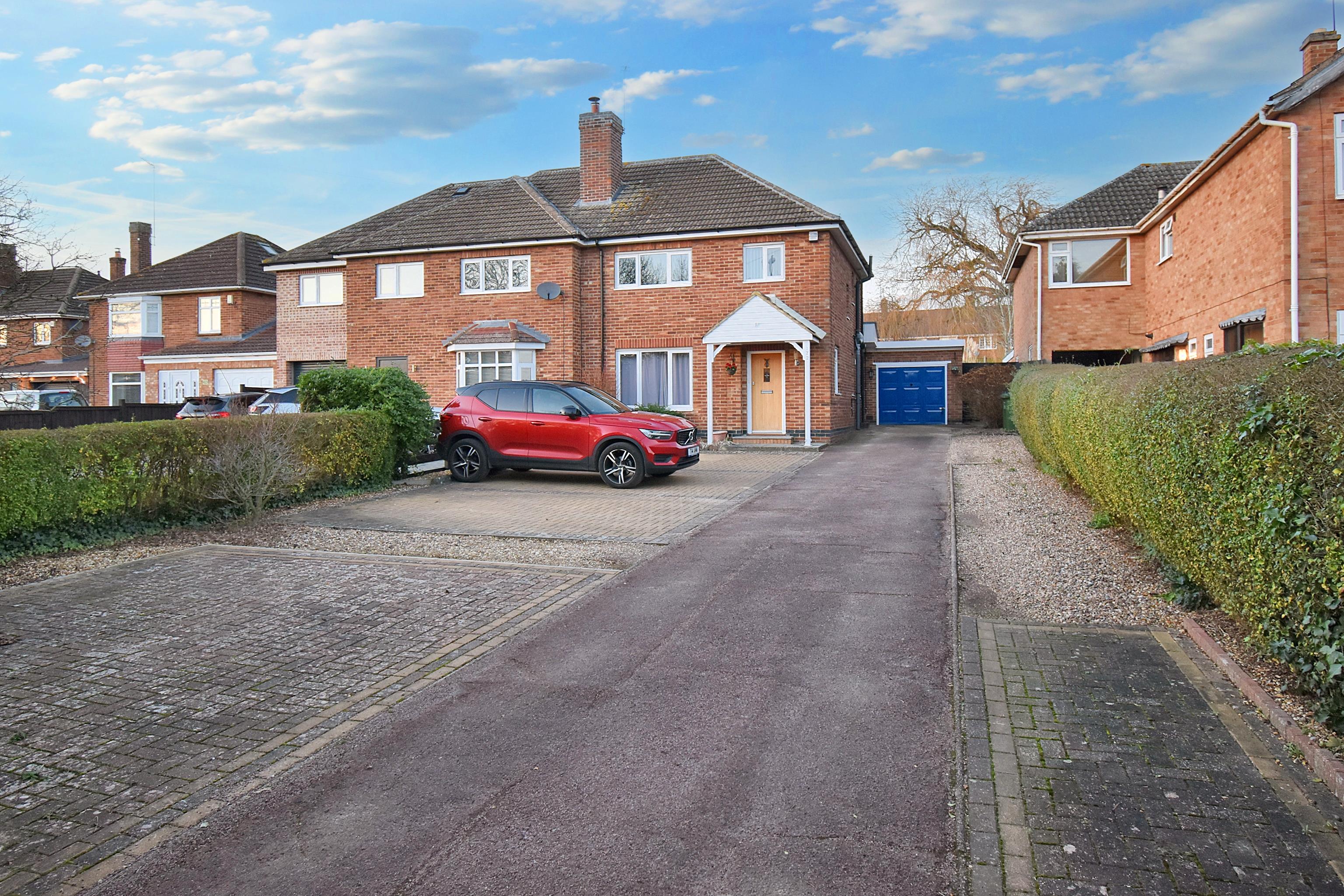 Cottingham Road, Corby Simpson West